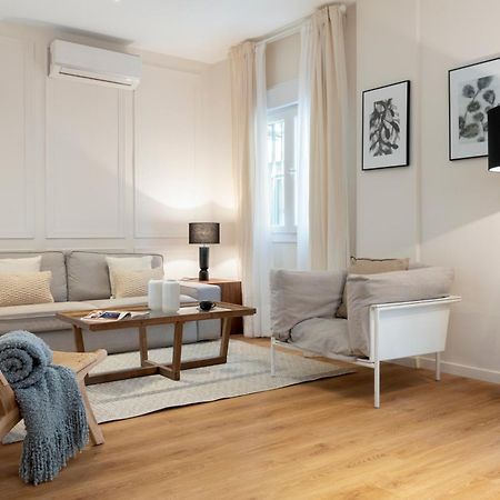 Magno Apartments Tintes Seville Luaran gambar